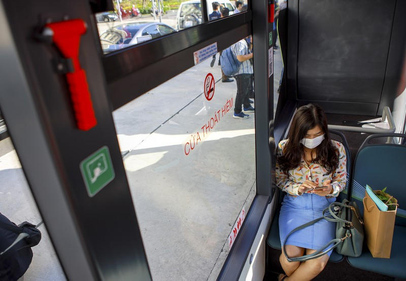 uyến D4 có tần suất hoạt động 20 phút/chuyến, dịch vụ xuyên suốt từ 5 giờ - 21 giờ 15 hằng ngày.