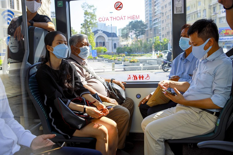 ành khách có thể mua vé trực tiếp thông qua hình thức thẻ ngân hàng cũng như thẻ UniPass.