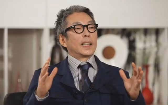 Tháng 5/2014, người hâm mộ sốc nặng khi được xem đoạn clip nam diễn viên hài xứ Hàn Seo Se Won hành hung, đánh đập vợ dã man. Trong đoạn băng ghi lại sự việc, người xem có thể thấy rõ nam diễn viên đã kéo chân Seo Jung Hee (vợ của Seo Se Won) từ ngoài hành lang vào trong thang máy, đập đầu cô xuống nền và chửi rủa mặc sự nhìn ngó của những người xung quanh. Không chỉ đánh vợ, Seo Se Won còn bị tố đánh cả cô con gái đang học tập tại Mỹ.