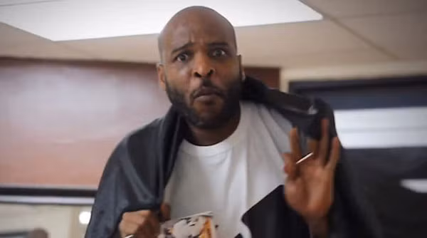 Các bác sĩ không thể nối liền bộ phận sinh dục bị cắt rời của rapper 40 tuổi.