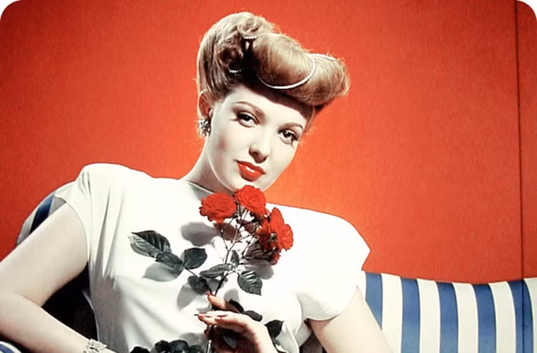 Ngôi sao điện ảnh nổi tiếng những năm 1940, Linda Darnell bị chết cháy tại nhà một người bạn ở Glenview, Illinois vào ngày 10/4/1965. Nữ diễn viên 41 tuổi bị bỏng hơn 80% cơ thể và chết một ngày sau khi nhập viện.