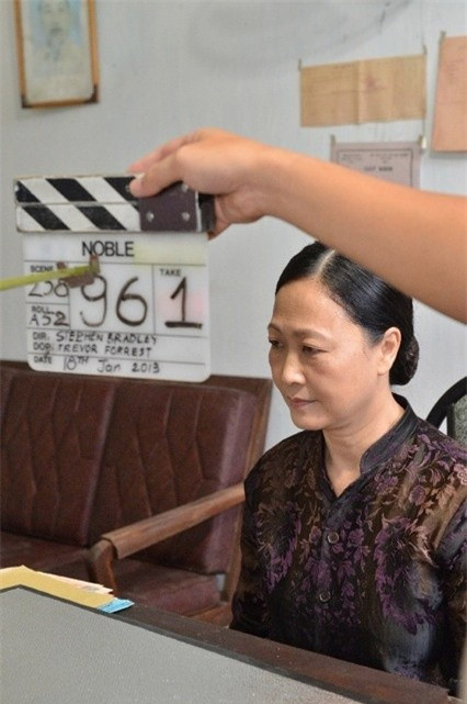 NSND Như Quỳnh trong một cảnh quay của Noble.