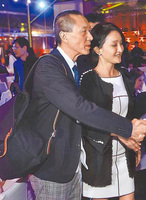 Châu Tấn và Trần Huy Hồng đang bị nghi có quan hệ tình ái.