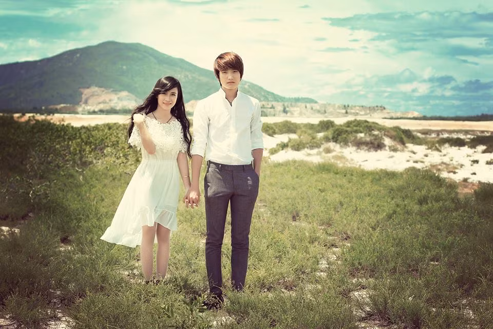 Đức Hạnh muốn cám ơn những ai đã dành lời khen ngợi cho mình và coi đó là niềm vui, đồng thời tập không quan tâm đến những lời bình phẩm không hay.