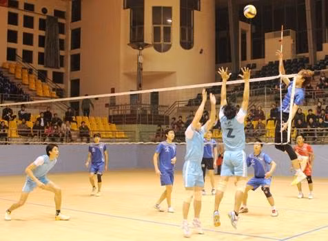 Đức Hạnh hiện là thành viên của đội bóng chuyền Sở thể dục Thể thao tỉnh Hà Tĩnh.