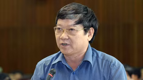Đại biểu Quốc hội Lê Như Tiến - Phó Chủ nhiệm Ủy ban Văn hóa, Giáo dục, Thanh thiếu niên và nhi đồng của Quốc hội. (Ảnh: Tuổi Trẻ)