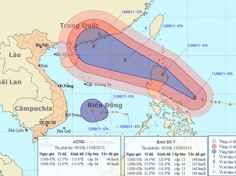 Đường đi và vị trí cơn bão Utor và áp thấp nhiệt đới trên biển Đông. Ảnh: nchmf.gov.vn
