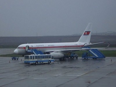 Tu-204-300a: được trang bị một khoang sang trọng, được bảo vệ khỏi tiếng ồn, hoàn chỉnh với hệ thống điện thoại hiện đại và truy cập Internet.