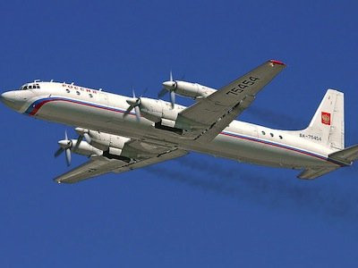 Ilyushin Il-18: được đưa vào hoạt động từ năm 1957 và vẫn sử dụng đến nay.