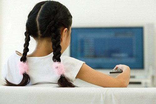 Dễ dẫn tới đột quỵ. Mặc dù chưa có kết luận chính thức nào về mối liên quan giữa ly hôn và đột quỵ nhưng một số nhà khoa học đã cho rằng chính việc phải chịu những tổn thương bất ngờ mà cha mẹ mang đến sẽ có ảnh hưởng không nhỏ tới tim và não bộ. Chúng có thể bị đột quỵ nếu những áp lực như thế cứ tiếp tục không ngừng.