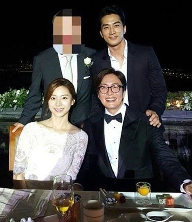 Bae Yong Joon 'Moi tinh dau': Tu ban han den 'ong trum giai tri'-Hinh-12