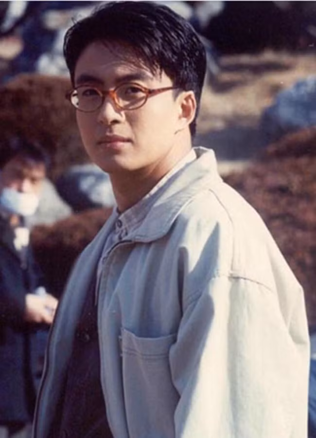 Bae Yong Joon 'Moi tinh dau': Tu ban han den 'ong trum giai tri'-Hinh-2