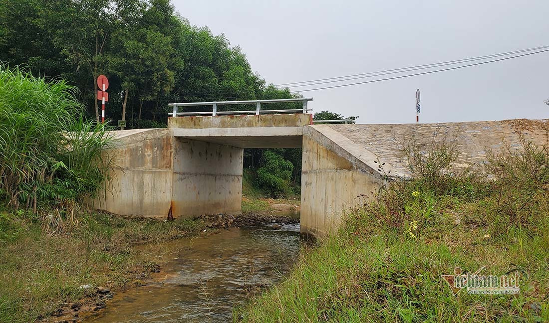 Thuy Tien tu thien xay cau o Thanh Chuong, von lam thap hon gia thau?-Hinh-3