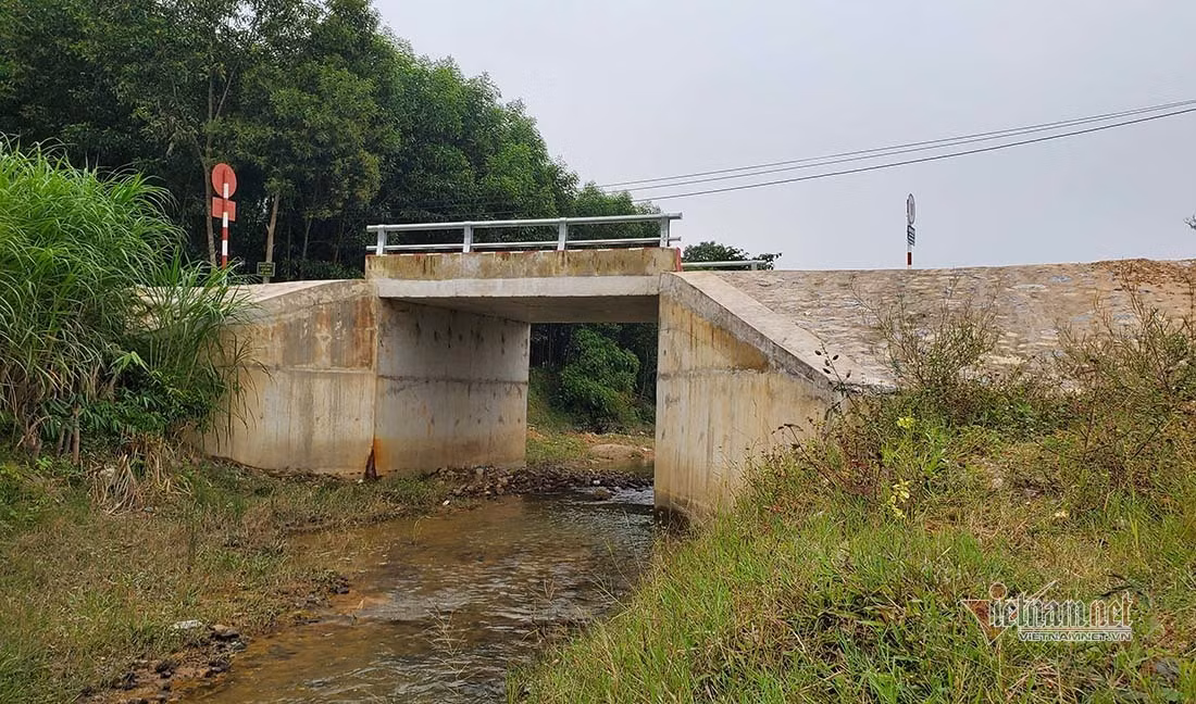 Thuy Tien tu thien xay cau o Thanh Chuong, von lam thap hon gia thau?-Hinh-3