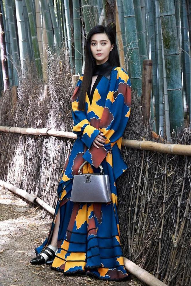 Luu Diec Phi va bo anh tap chi voi bieu cam “doi no thue“-Hinh-5