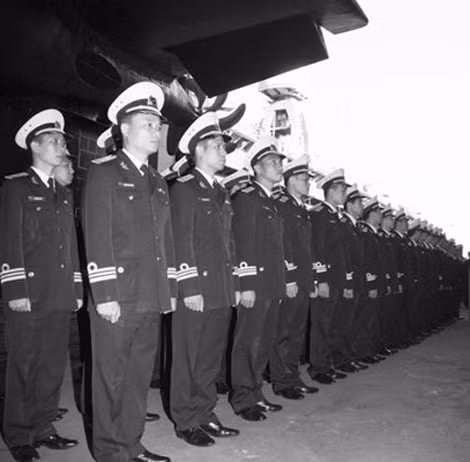 Thủy thủ tàu ngầm Kilo tại Nga.