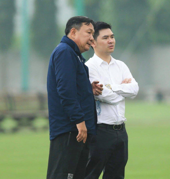 Thiếu gia nhà bầu Hiển: 26 tuổi nghìn tỷ trong tay Thieu gia nha bau Hien: 26 tuoi nghin ty trong tay