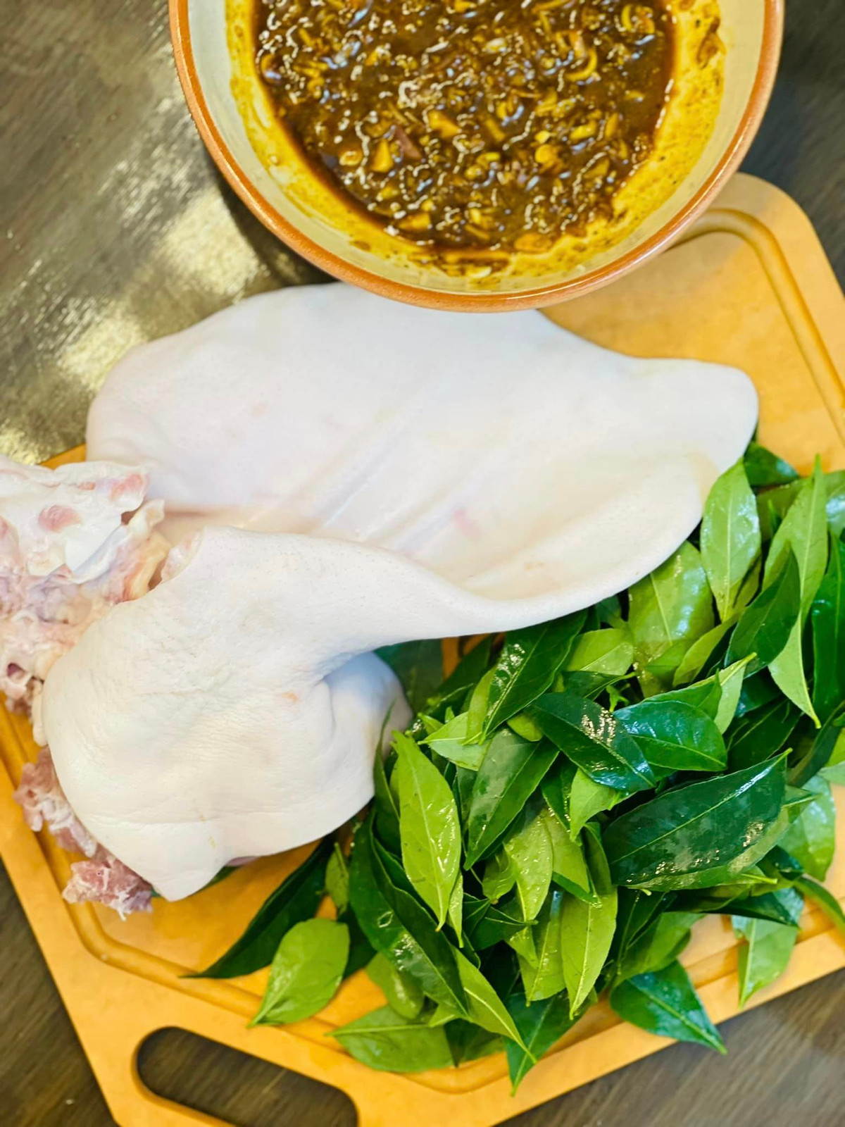 Loai rau gia vi chua tinh dau ethanol, giup bao ve gan, loi mat-Hinh-2