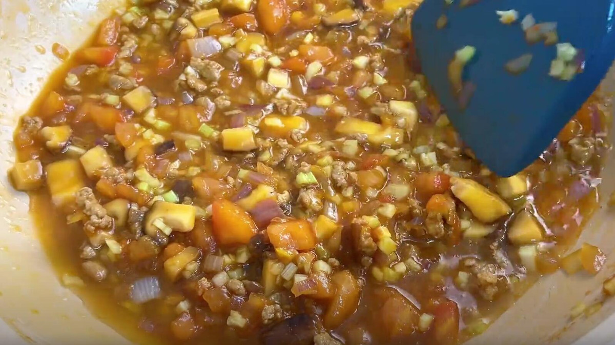 Loai rau co canxi gap 6 lan trung, an vao tran day nang luong-Hinh-12