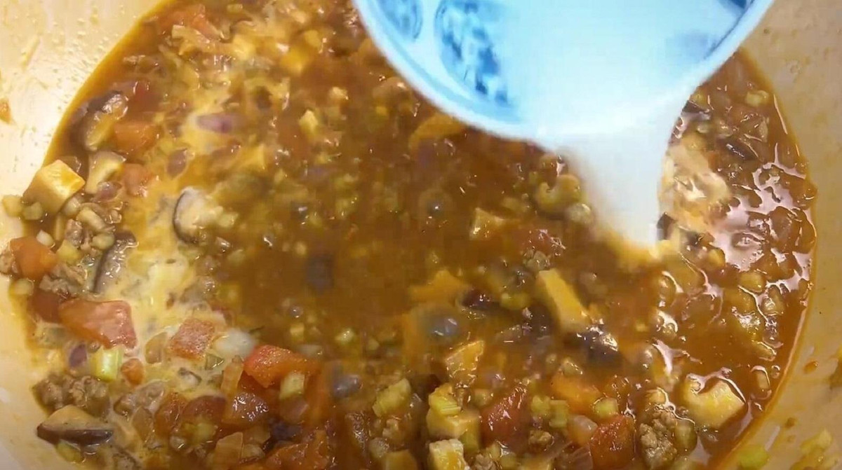 Loai rau co canxi gap 6 lan trung, an vao tran day nang luong-Hinh-13