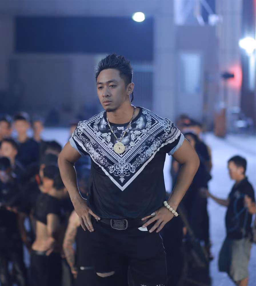 Trương Hoàng từng bị khán giả phản ứng nhiều vì chuyên đóng vai phản diện. Tuy nhiên, đó cũng là niềm hạnh phúc của một diễn viên khi được khán giả nhớ và nhắc tới.