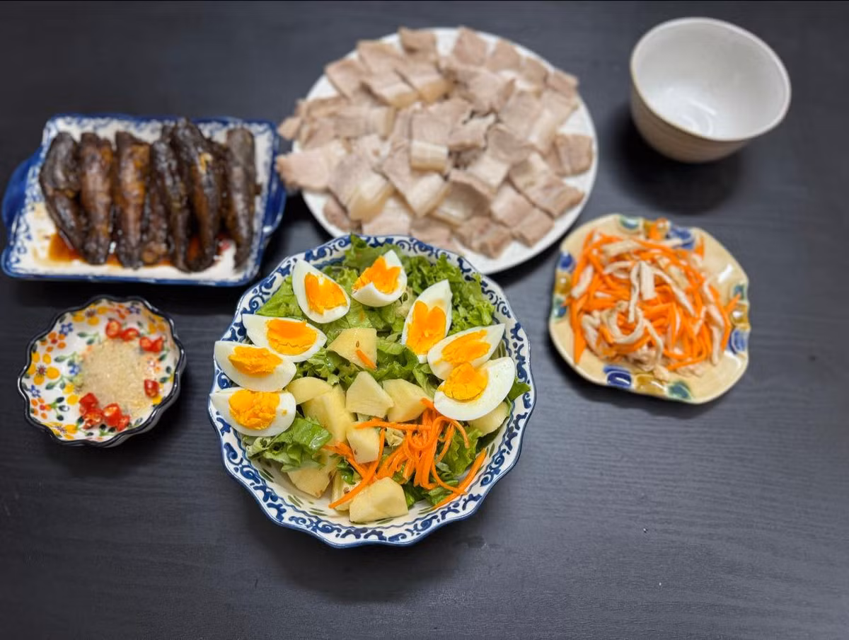 Mẹ đảm khoe loạt mâm cơm 100 nghìn 4 người ăn, ai cũng khen - Hình 9 Me dam khoe loat mam com 100 nghin 4 nguoi an, ai cung khen-Hinh-9