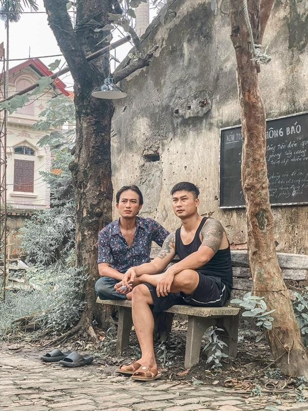 hiều khán giả nhận xét Doãn Quốc Đam và Duy Hưng diễn ăn ý hơn cả Hồng Đăng - Hồng Diễm và là hai diễn viên xuất sắc nhất màn ảnh truyền hình hiện nay.