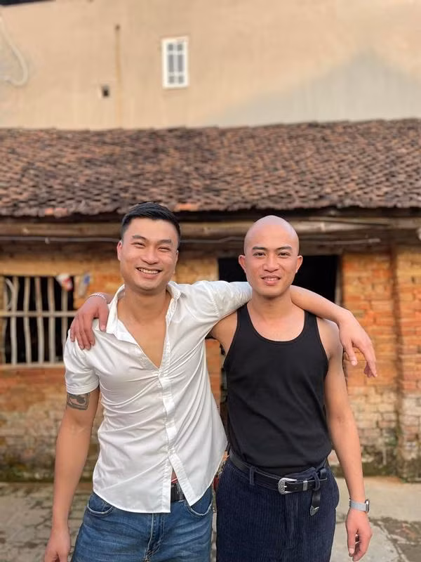 7 năm sau "Người phán xử", Doãn Quốc Đam và Duy Hưng trở thành cặp nghệ sĩ cùng giới diễn xuất ăn ý nhất sóng giờ vàng.