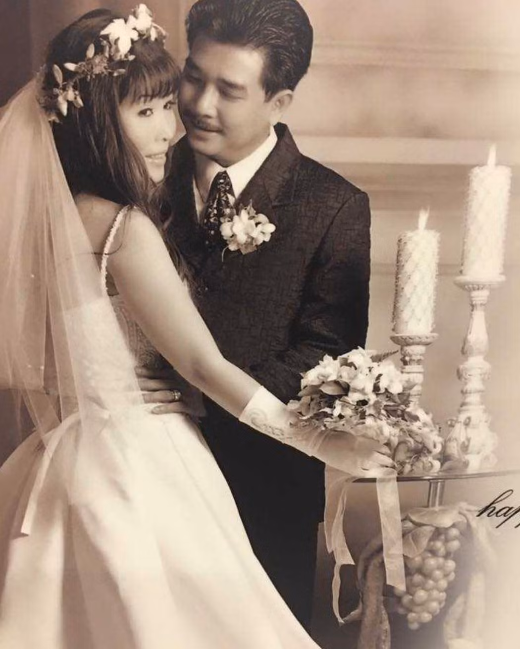 Vo chong Hong Van va cuoc tinh bat dau sau 1 ngay gap go-Hinh-4