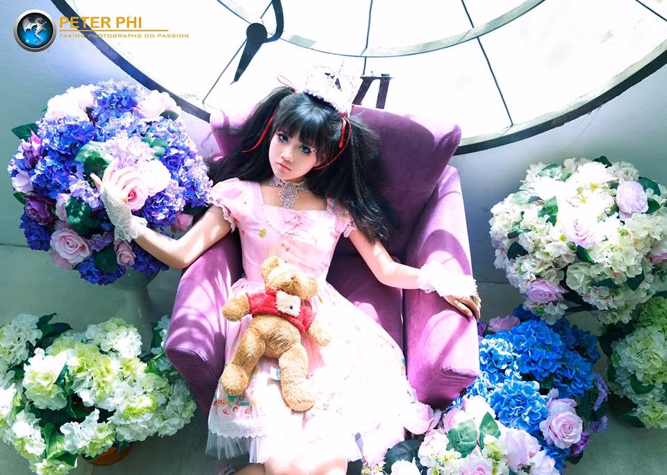 Mới đây, Kiều Trinh đảm nhận vai Mây trong bộ phim ngắn "My sunshine" của hot girl Chi Pu. Vai diễn khá thành công khiến Kiều Trinh nhận được nhiều lời khen ngợi.