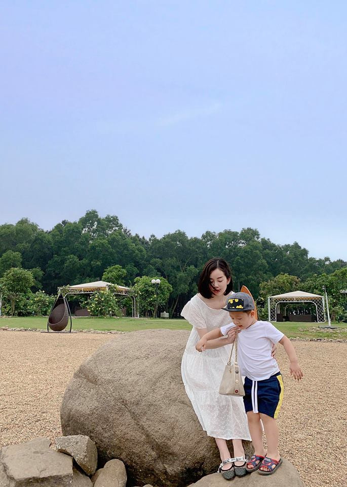 Ly Kute khoe anh be Khoai Tay ngoi hoc-Hinh-4