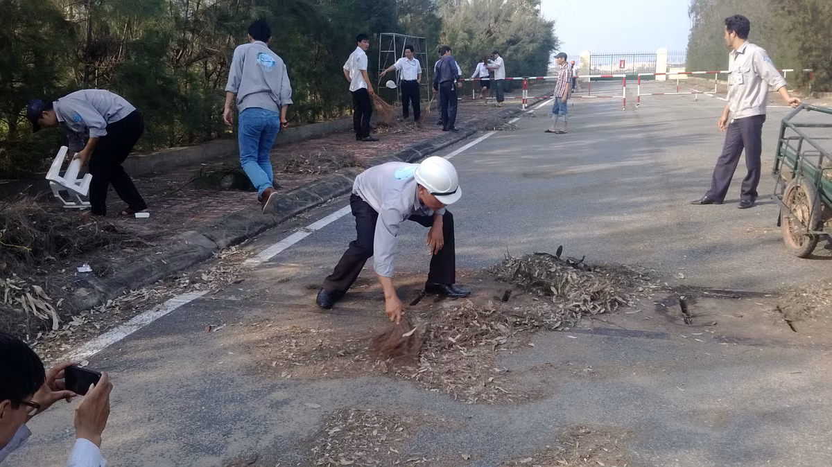... để vào ngày đón thi hài Đại tướng, mọi lối đi lại của sân bay sẽ luôn sạch sẽ.