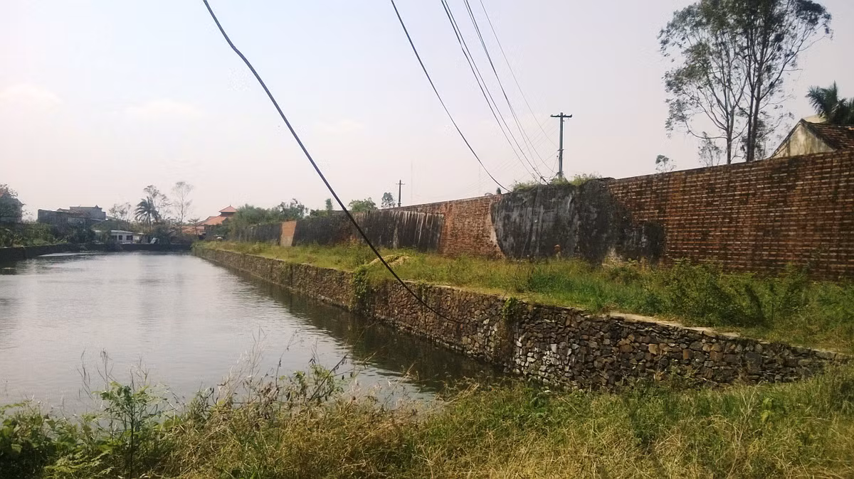 Nhưng thành vẫn là niềm tự hào của người dân Quảng Bình