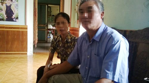 Hai vợ chồng ông Đ. bức xúc vì những kẻ tung tin đồn.