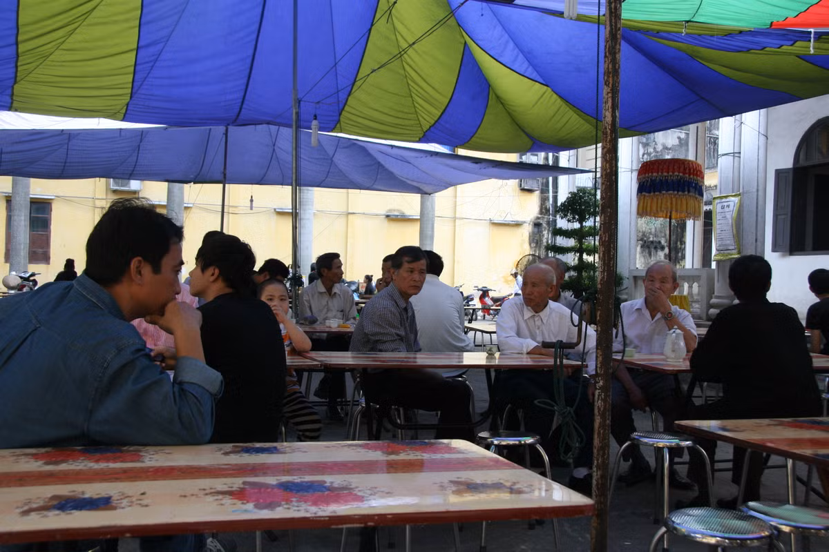 Nhiều người vẫn chưa hết bàng hoàng.