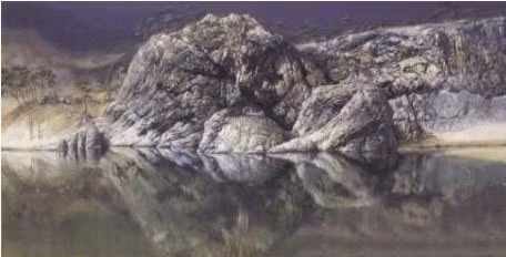 Bức ảnh này một tảng đá lớn trên biển Birmania (Myanmar). Một năm chỉ xuất hiện một lần, khi mặt trời nằm đúng ở một góc đặc biệt và cần một điều kiện ánh sáng đặc biệt mới có thể nhìn thấy cảnh này. Hãy nghiêng đầu sang trái và bạn sẽ thấy sự tuyệt diệu của bức hình. Vị trí góc mặt trời nào mới được bức hình như dưới đây đến giờ vẫn còn là một bí ẩn.