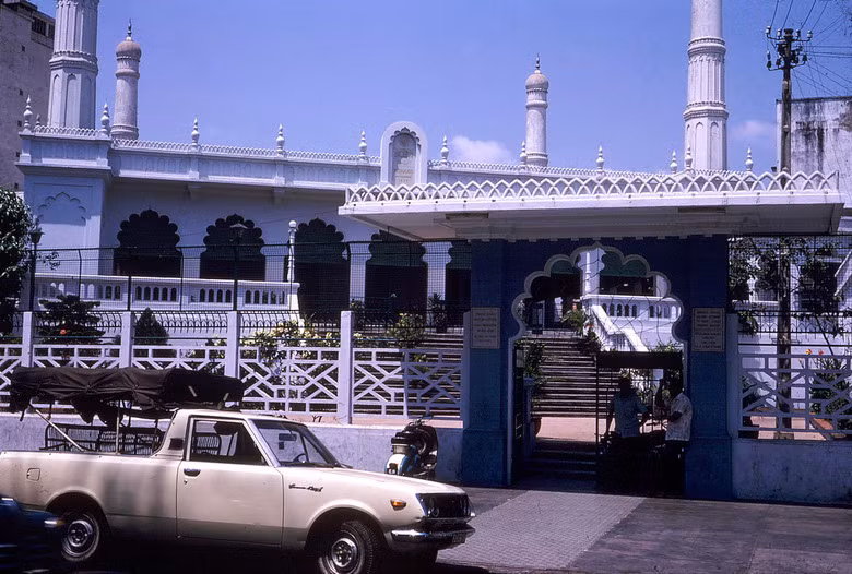 Đền thờ Hồi giáo ở đường Thái Lập Thành, nay là đường Đông Du.