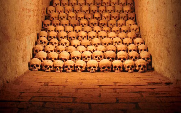 Nó được tái phát hiện vào năm 2001 tại trung tâm lịch sử của thành phố, phía dưới nền nhà thờ S.t James.