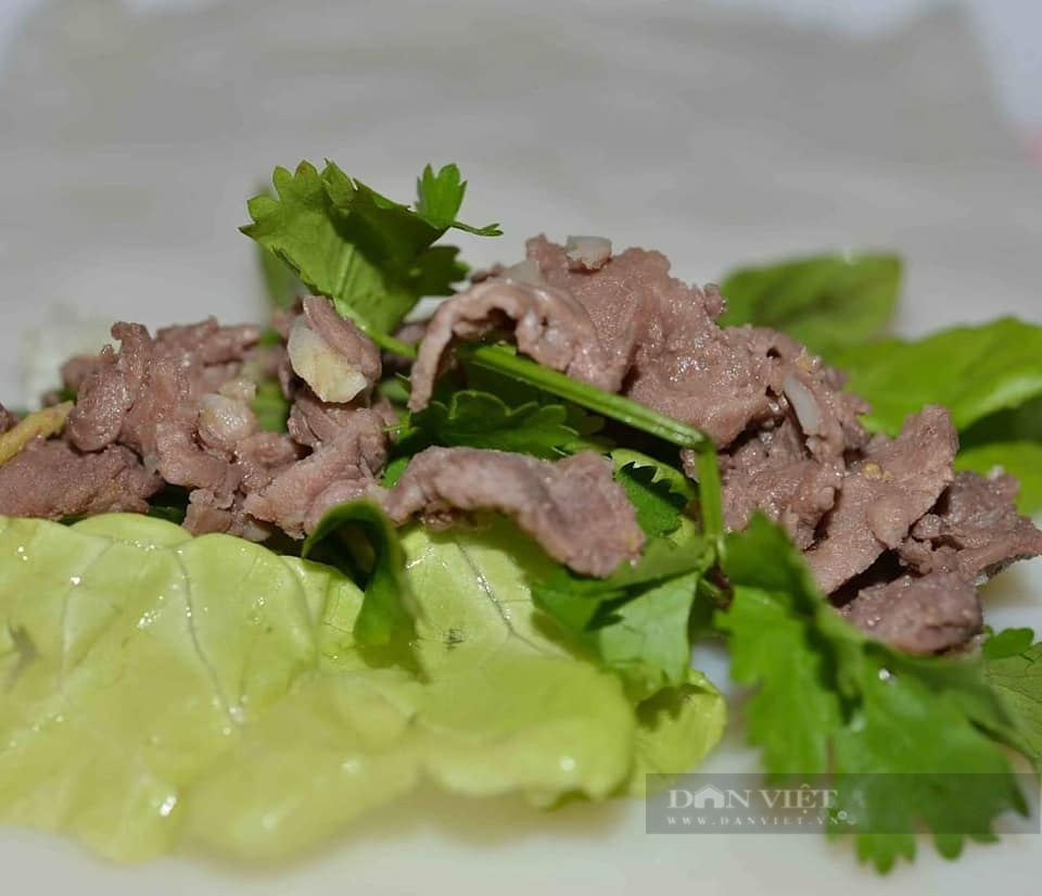 Loại thịt đỏ "siêu sắt", mang quấn với rau này thành món mát bổ - Hình 5 Loai thit do