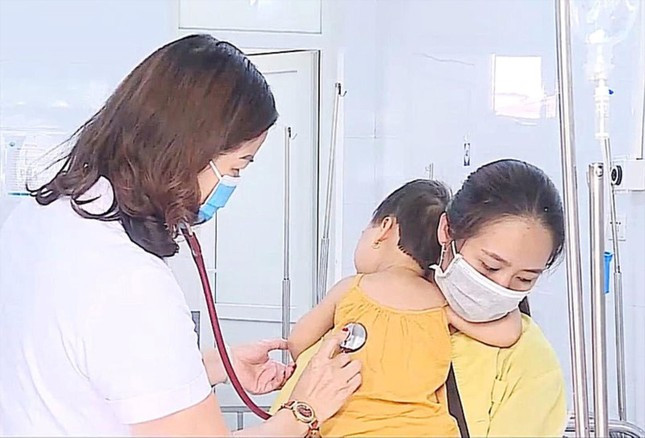 Chung virus nguy hiem gay benh tay chan mieng