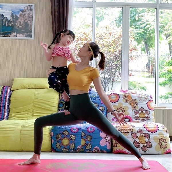 Nữ giám đốc U40 dắt con ra đường ai cũng tưởng chị em ảnh 8 Nữ giám đốc U40 dắt con ra đường ai cũng tưởng chị em ảnh 8