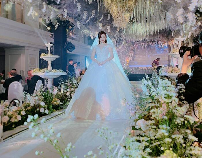 Rich kid Trinh Hoang 'len huong' nhan sac nho lay dung chong-Hinh-13