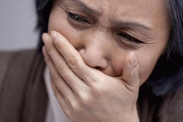 Nho me tu bo suy nghi xau nen con trai may man thoat chet-Hinh-2