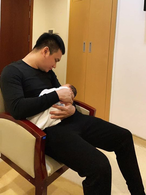 Than thai rang ro cua ba xa Khac Viet sau 10 ngay sinh no-Hinh-2