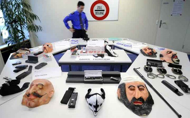 Soc khi khach mang len may bay nhung mon do nay-Hinh-9