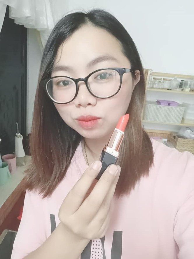 Bo pho ve que song gan thien nhien co gai tim duoc cam hung