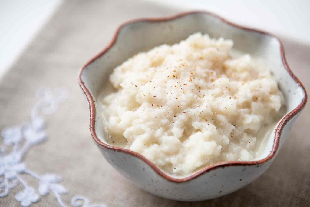  Củ cải nghiền - Iran: Chứa nhiều vitamin C và canxi, củ cải được xem như phương thức lọc máu trong y học dân gian. Ở Iran, một đĩa củ cải hấp hoặc nghiền được dùng trong món súp gà có tác dụng làm loãng chất nhầy gây nghẹt mũi. Ảnh: Simplerecipes.