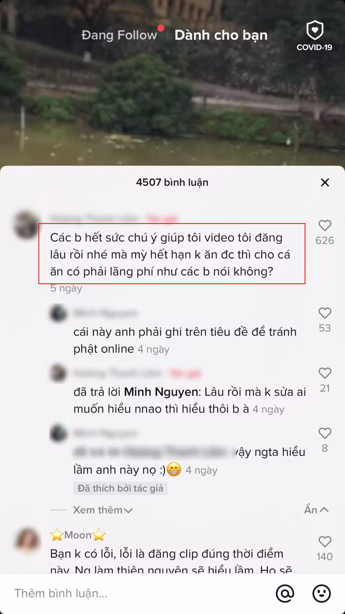 Bi chi trich vi nem mi tom xuong ao khi mien Trung lu lut-Hinh-4