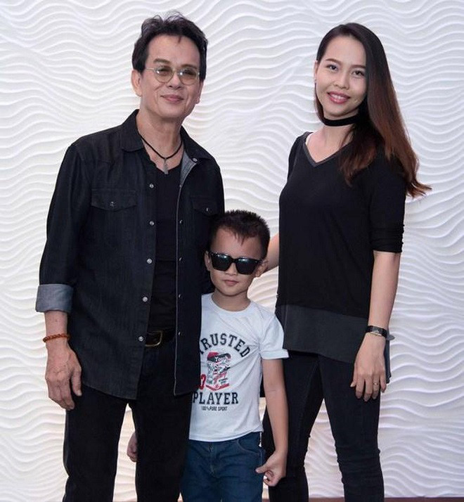 Nhac si Duc Huy tuoi U80: Hanh phuc ben vo kem 44 tuoi-Hinh-3