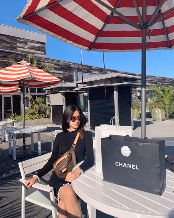 Rich kid Viet ra duong phu kien gia ca ty dong-Hinh-5